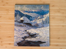 Lade das Bild in den Galerie-Viewer, Holzpuzzle &quot;Schwarzwaldhöfe in Winterlandschaft&quot;
